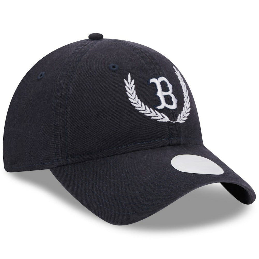 Boston Red Sox Women's Leaves 9TWENTY Adjustable Hat Navy | New Era