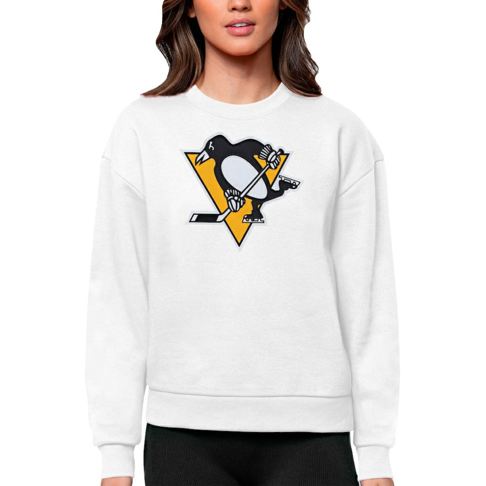 Pittsburgh Penguins Antigua Women's Team Logo Victory Crewneck Pullover Sweatshirt White