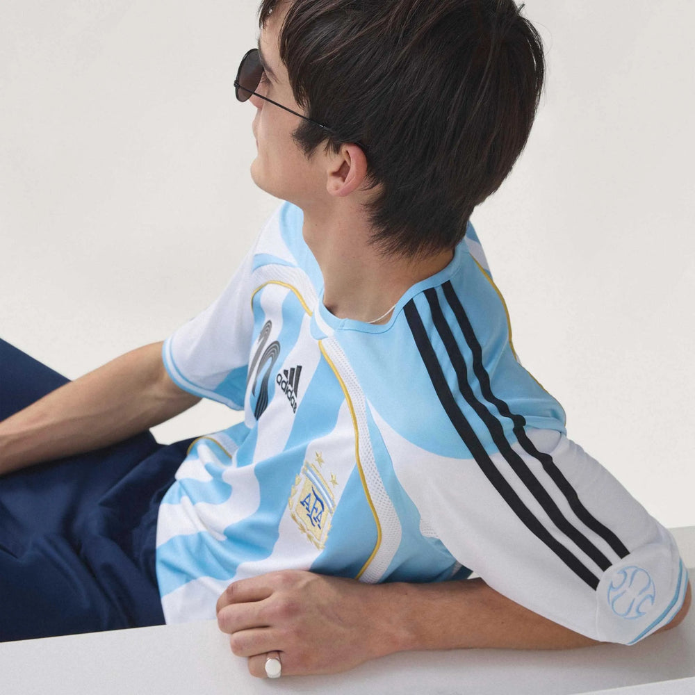 2006 Argentina Men's Retro Stadium Home Messi #19 Soccer Jersey White / Clear Blue - Adidas